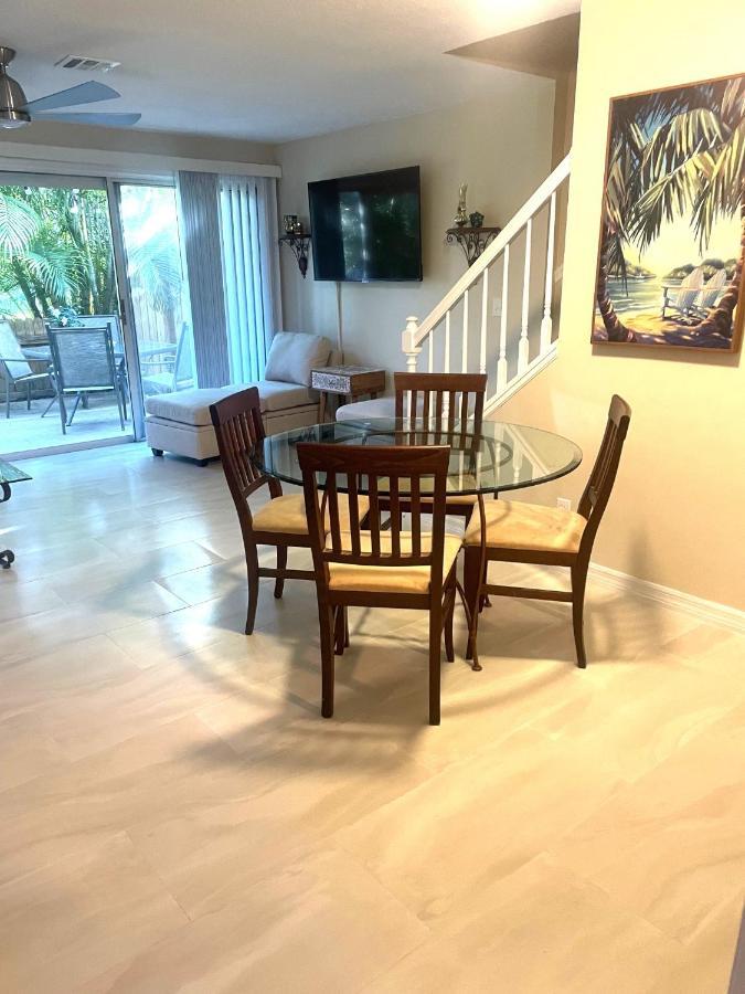 Coastal Townhome In Jupiter 1 Mile To Beach! Экстерьер фото