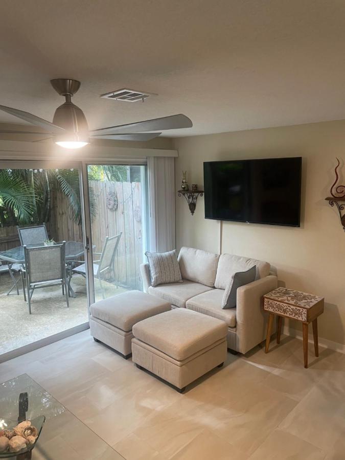 Coastal Townhome In Jupiter 1 Mile To Beach! Экстерьер фото