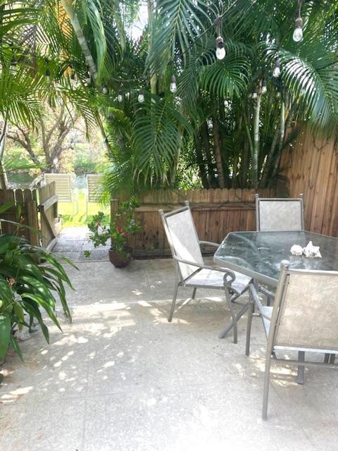 Coastal Townhome In Jupiter 1 Mile To Beach! Экстерьер фото